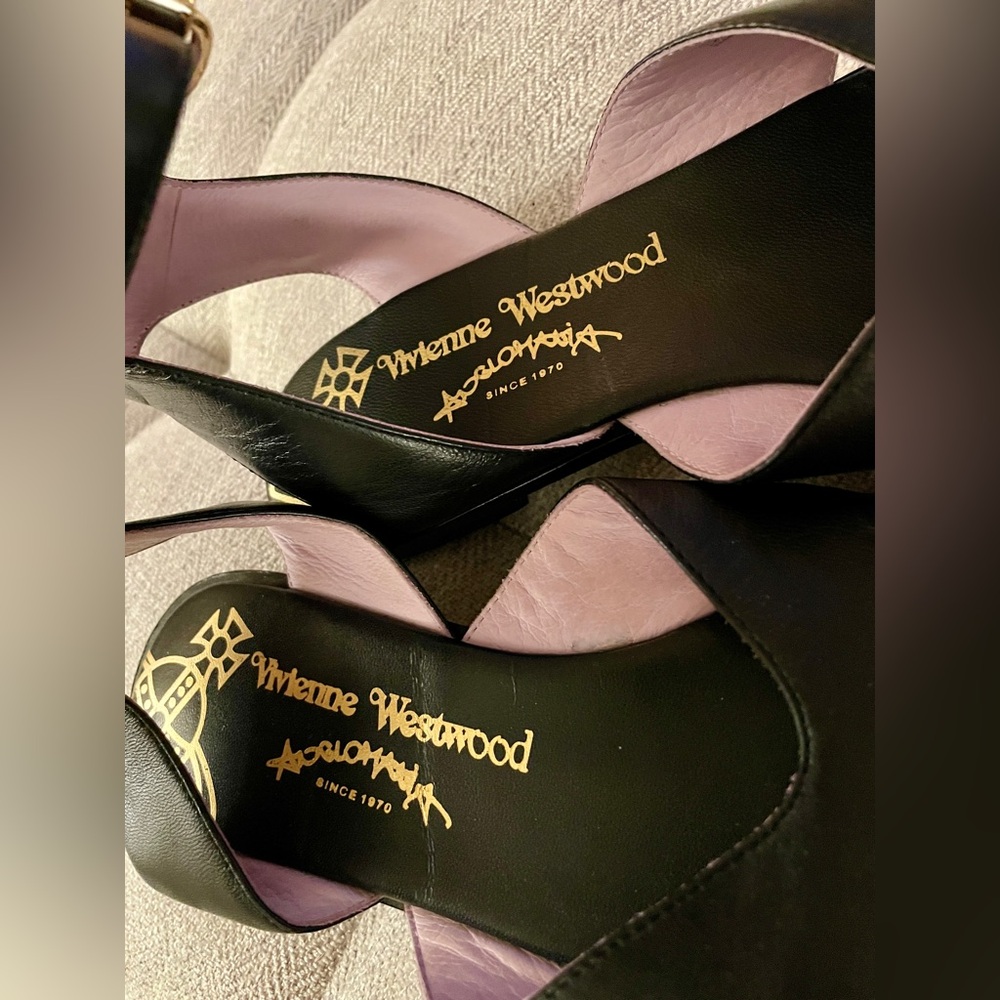 Vivienne Westwood Size 38 Black Leather Buckle Sandals - Picture 3 of 5